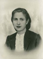 pict227.jpg [143x193]